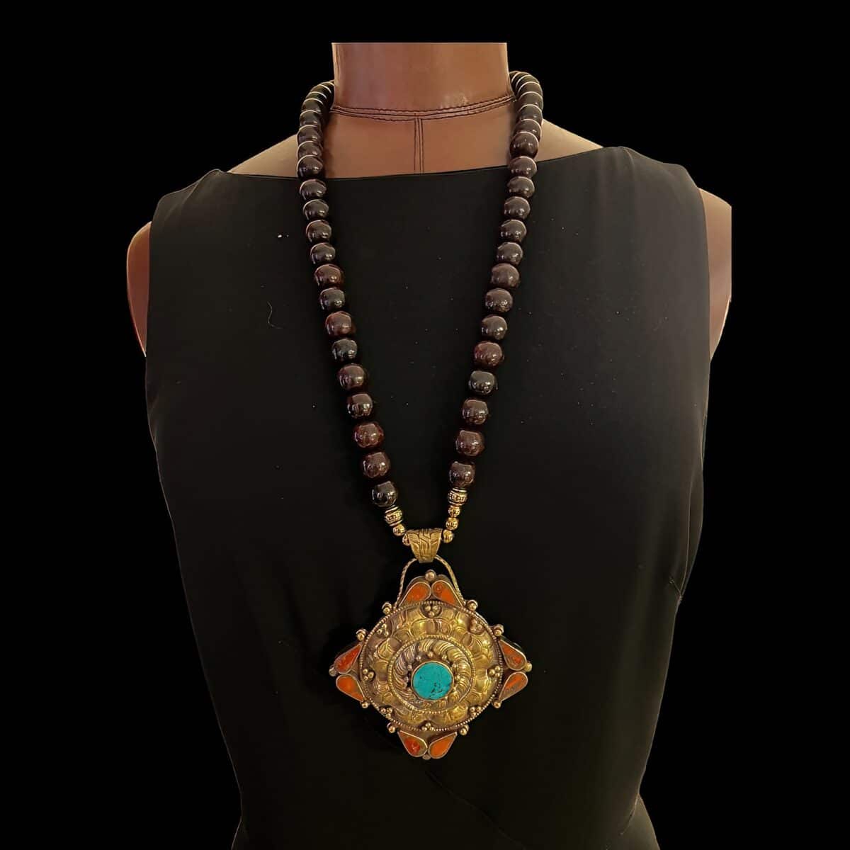 ethnic collar the Mandala